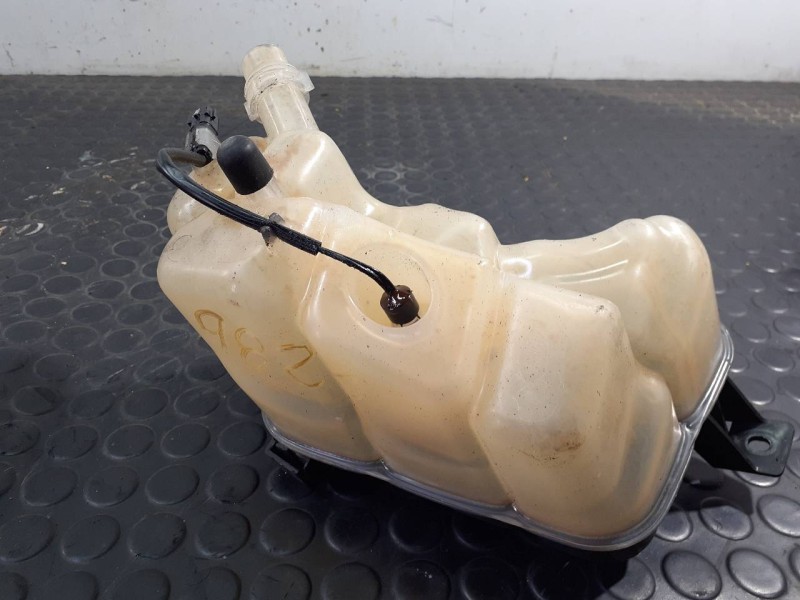 Recambio de deposito expansion para land rover evoque dynamic referencia OEM IAM BJ328K218A D2L4A P2-A3-18