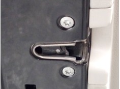 CERRADURA PUERTA TRASERA IZQUIERDA 