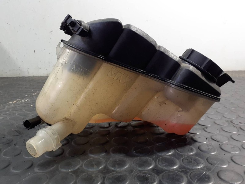 Recambio de deposito expansion para land rover evoque dynamic referencia OEM IAM BJ328K218A D2L4A P2-A3-18