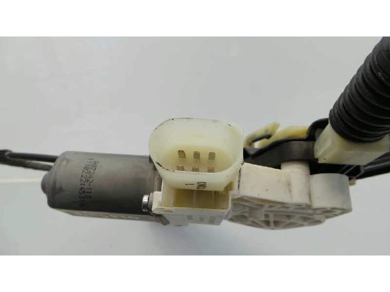 Recambio de elevalunas delantero derecho para bmw serie 5 lim. (f10) 520d referencia OEM IAM 71821239  E1-A3-6-2