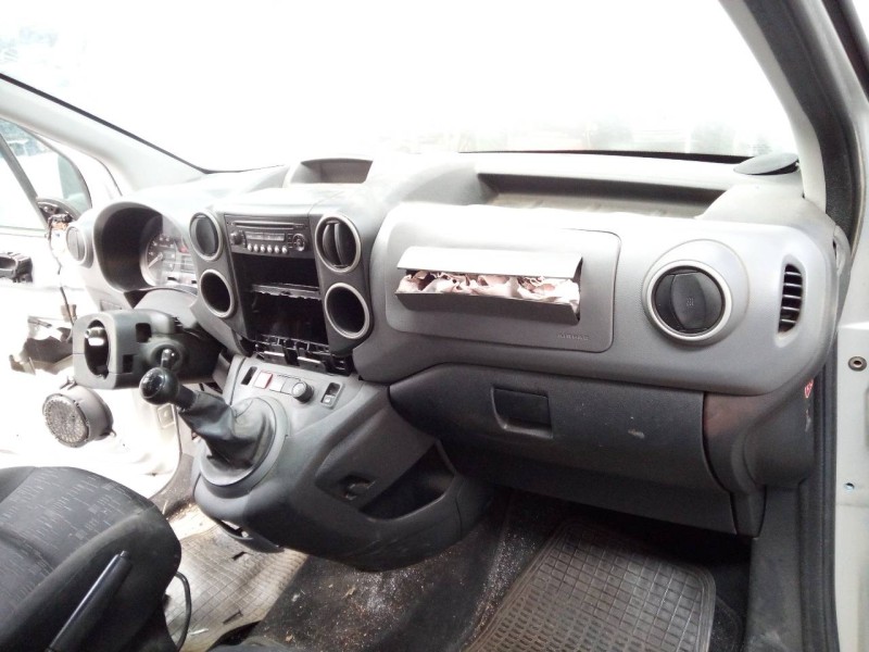 Recambio de salpicadero para citroën berlingo station wagon attraction referencia OEM IAM   