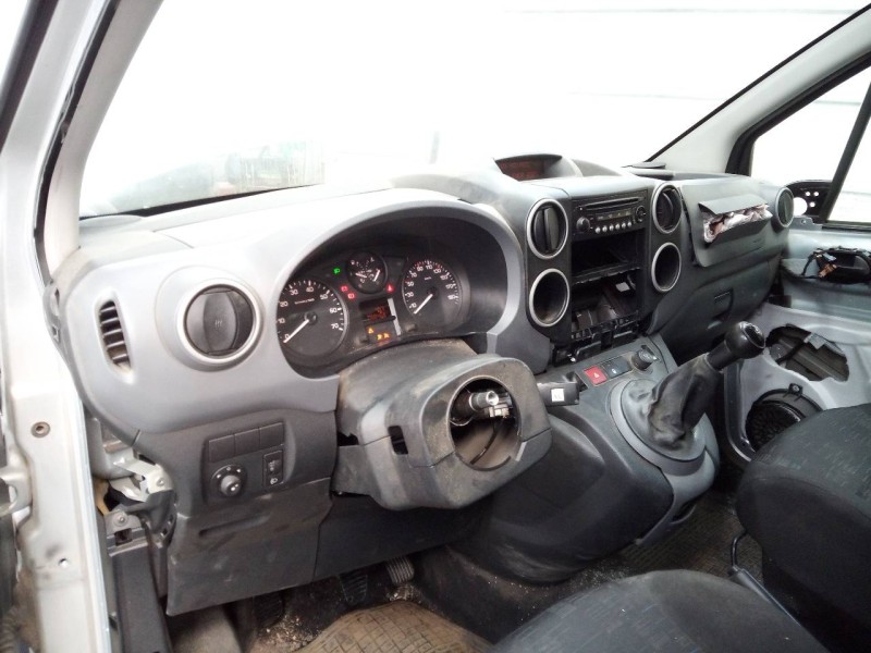 Recambio de salpicadero para citroën berlingo station wagon attraction referencia OEM IAM   