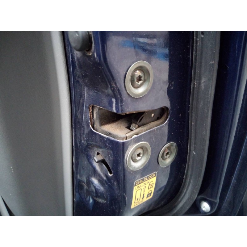 Recambio de cerradura puerta trasera derecha para suzuki grand vitara 5 puertas sq (ft) 2.0 td xl-7 dlx referencia OEM IAM   