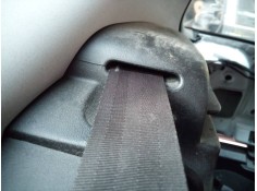 CINTURON SEGURIDAD TRASERO DERECHO 