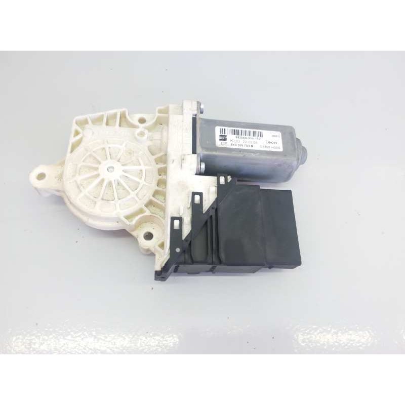 Recambio de motor elevalunas trasero izquierdo para seat leon (1p1) comfort limited referencia OEM IAM 1K0959703  