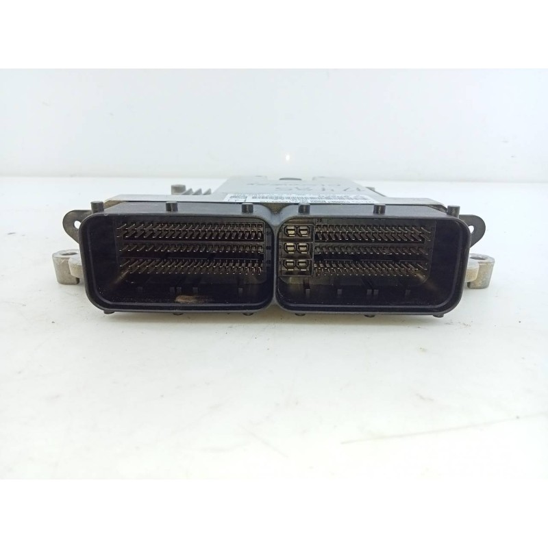 Recambio de centralita motor uce para land rover discovery sport se referencia OEM IAM GX7312C520FAF 0281032607 E3-B3-14-4