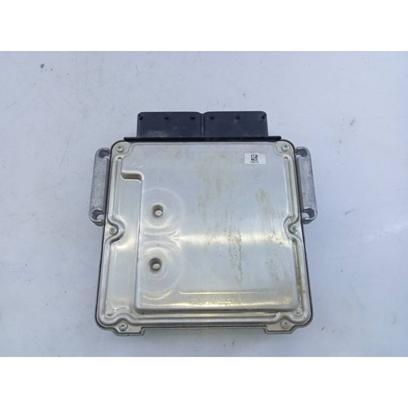 Recambio de centralita motor uce para land rover discovery sport se referencia OEM IAM GX7312C520FAF 0281032607 E3-B3-14-4