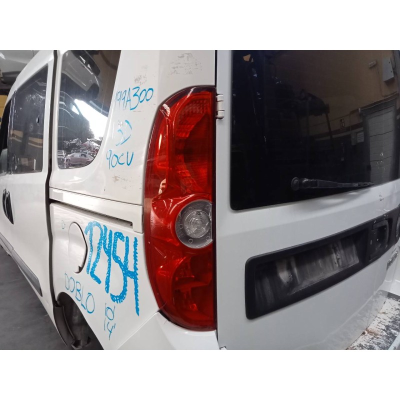 Recambio de piloto trasero izquierdo para fiat doblo ii (152) emotion referencia OEM IAM   