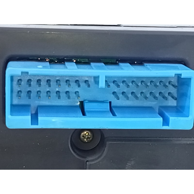 Recambio de mando climatizador para suzuki grand vitara 5 puertas sq (ft) 2.0 td xl-7 dlx referencia OEM IAM   E3-B4-17-3