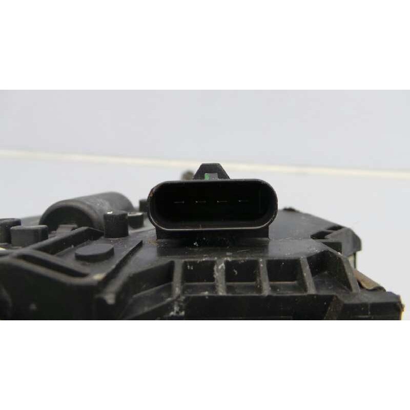 Recambio de motor limpia delantero para bmw serie 5 lim. (f10) 520d referencia OEM IAM 1397220943 122826931425 E1-A3-8-1