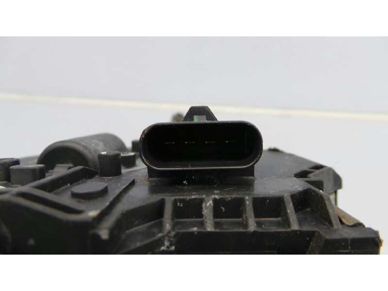 Recambio de motor limpia delantero para bmw serie 5 lim. (f10) 520d referencia OEM IAM 1397220943 122826931425 E1-A3-8-1