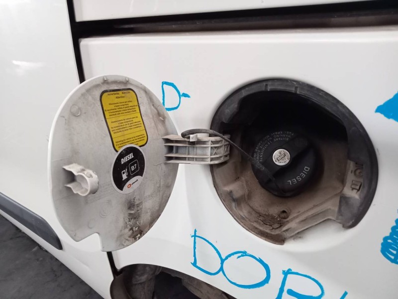 Recambio de tapa exterior combustible para fiat doblo ii (152) emotion referencia OEM IAM   