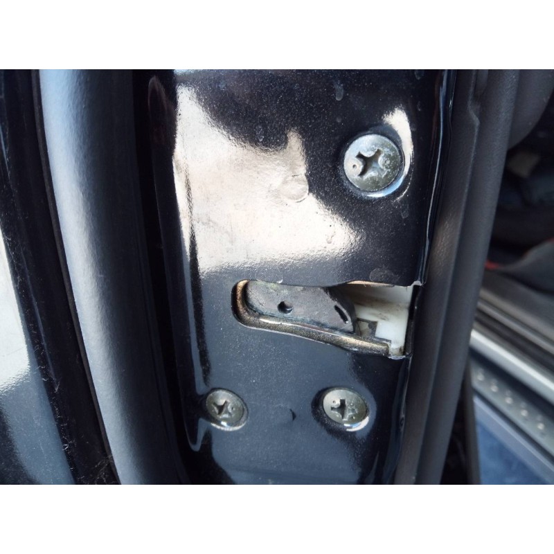 Recambio de cerradura puerta delantera izquierda para mitsubishi montero (v60/v70) 3.2 di-d intense (3-ptas.) referencia OEM IAM