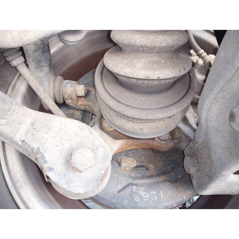 Recambio de mangueta trasera derecha para mitsubishi montero (v60/v70) 3.2 di-d intense (3-ptas.) referencia OEM IAM   