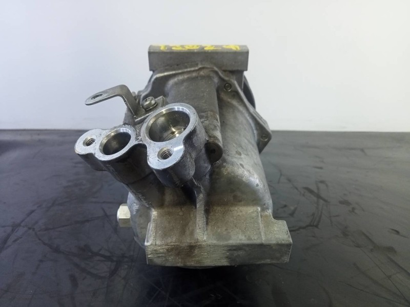 Recambio de compresor aire acondicionado para dacia lodgy ambiance referencia OEM IAM 926005727R 92600E920A P3-A2-24-1