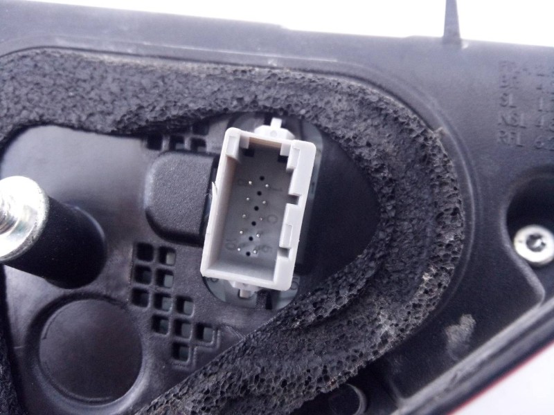 Recambio de piloto trasero derecho porton para audi a7 sportback (4gf) 3.0 tdi quattro referencia OEM IAM 4G8945094H  E1-B6-39-1