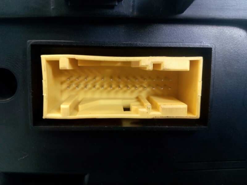 Recambio de cuadro instrumentos para peugeot 807 sr referencia OEM IAM 1401134180  E3-B2-34-4