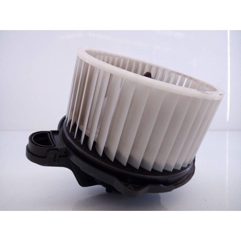 Recambio de ventilador calefaccion para kia cee´d drive referencia OEM IAM F00S3B2474  E3-A3-3-2