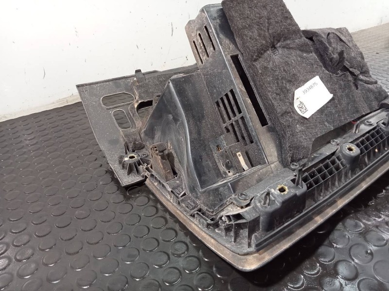 Recambio de guantera para audi a3 (8v) ambiente referencia OEM IAM   