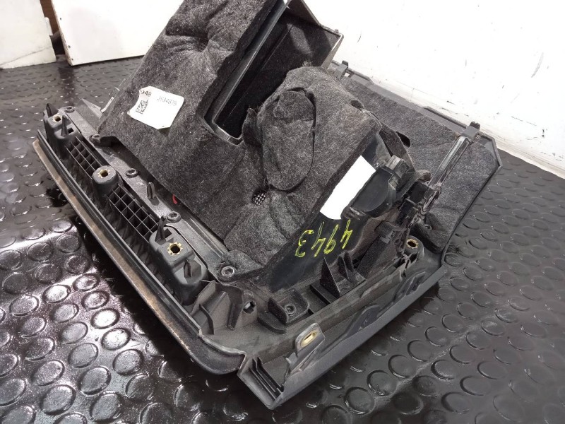 Recambio de guantera para audi a3 (8v) ambiente referencia OEM IAM   