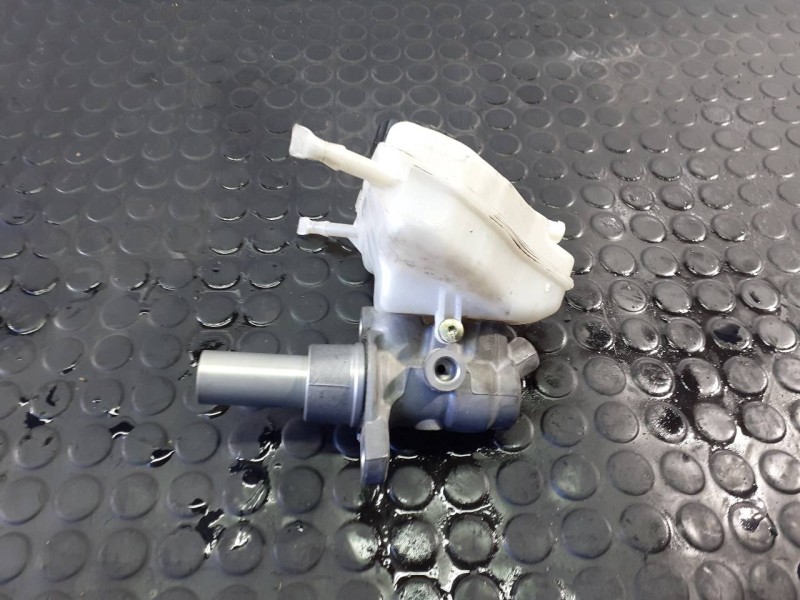 Recambio de bomba freno para mercedes-benz clase glc (w253) glc 220 d 4matic referencia OEM IAM A2054300002  P2-B4-4