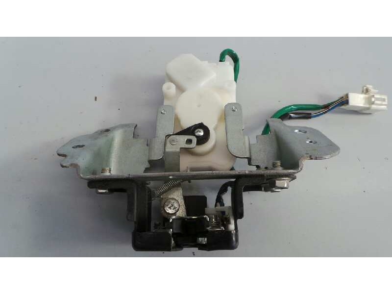 Recambio de cerradura maletero / porton para toyota land cruiser (j15) executive referencia OEM IAM 3015800002  