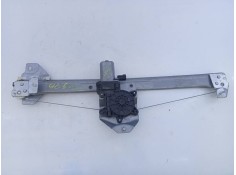 ELEVALUNAS TRASERO DERECHO 827202127R E1-A1-48-1