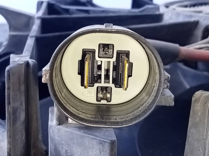 Recambio de electroventilador para land rover discovery sport se referencia OEM IAM GJ328C607BB  P2-B8-21