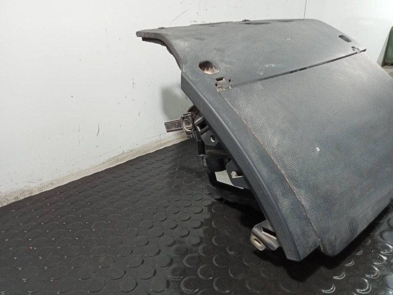 Recambio de guantera para audi a3 (8v) ambiente referencia OEM IAM   