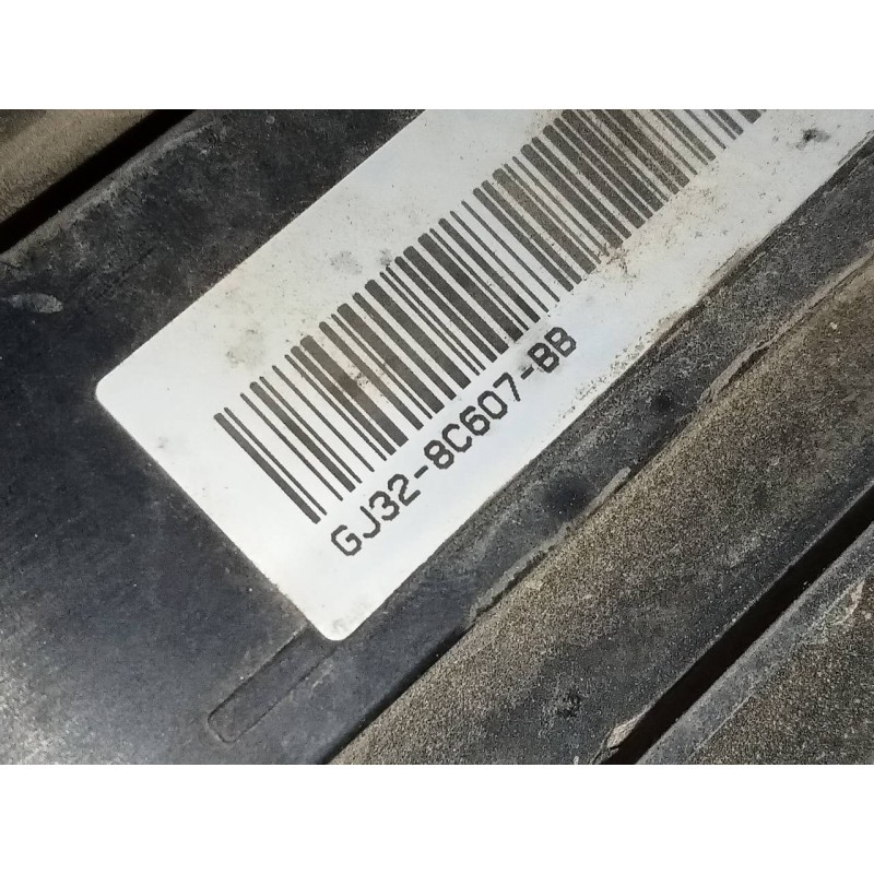 Recambio de electroventilador para land rover discovery sport se referencia OEM IAM GJ328C607BB  P2-B8-21