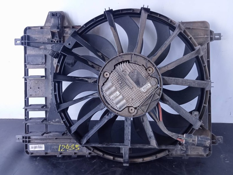 Recambio de electroventilador para land rover discovery sport se referencia OEM IAM GJ328C607BB  P2-B8-21