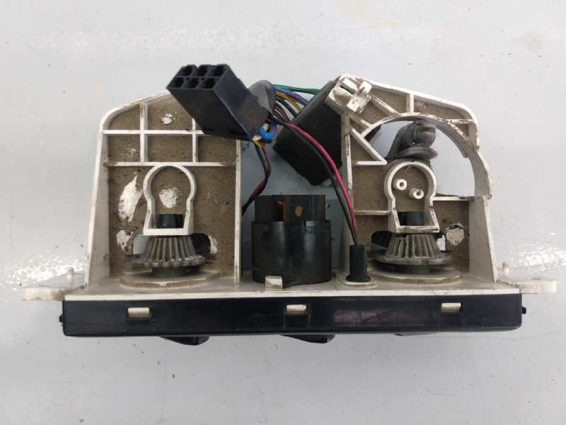 Recambio de mando calefaccion / aire acondicionado para kia sportage td (5-ptas.) referencia OEM IAM   E3-A3-24-2