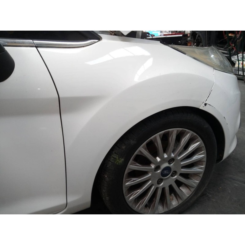 Recambio de aleta delantera derecha para ford fiesta (cb1) trend referencia OEM IAM   