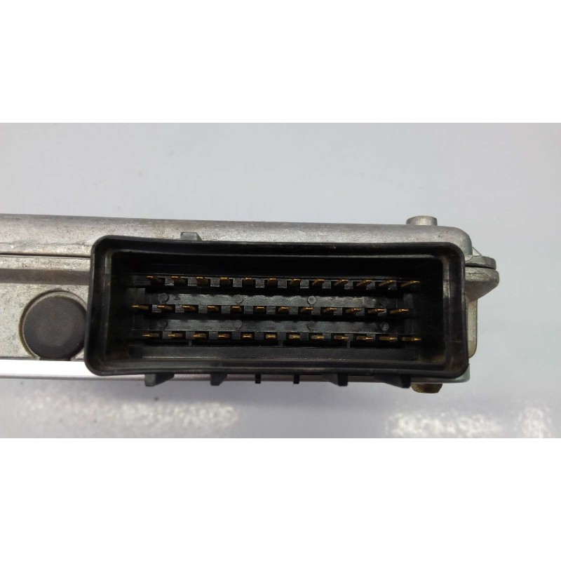 Recambio de modulo electronico para land rover discovery td5 se referencia OEM IAM RQT100022  E3-B3-14-1