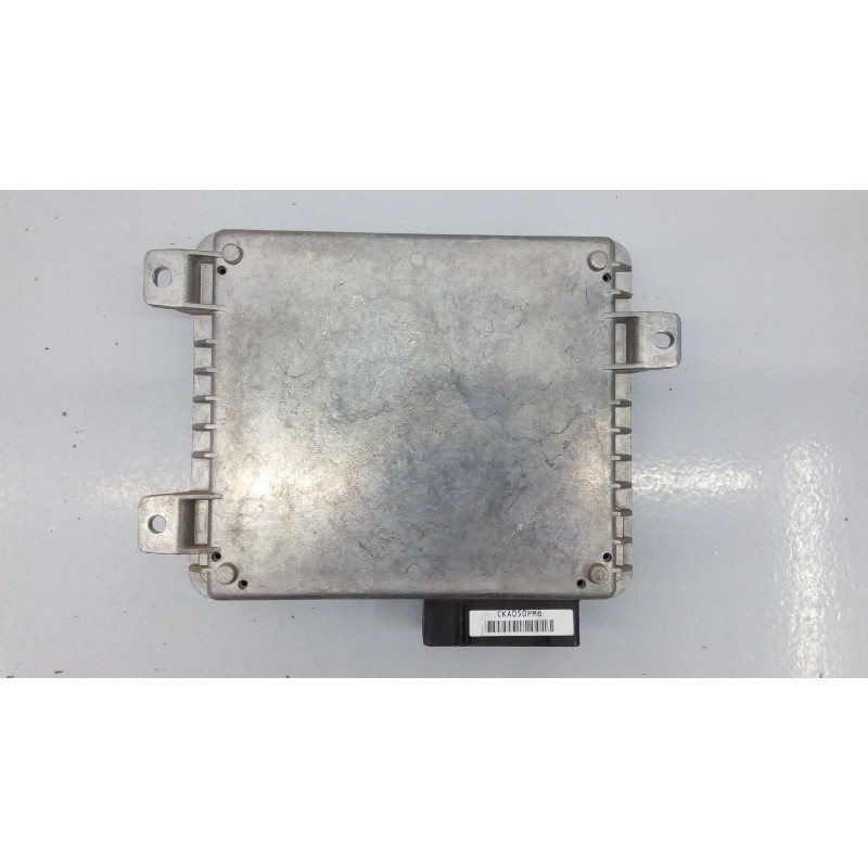 Recambio de modulo electronico para land rover discovery td5 se referencia OEM IAM RQT100022  E3-B3-14-1