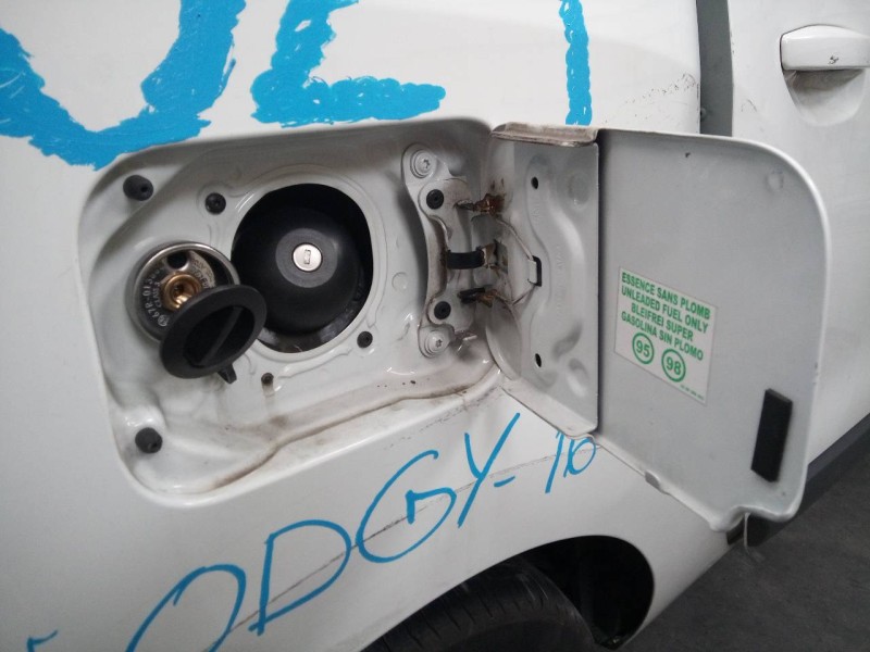 Recambio de tapa exterior combustible para dacia lodgy ambiance referencia OEM IAM   