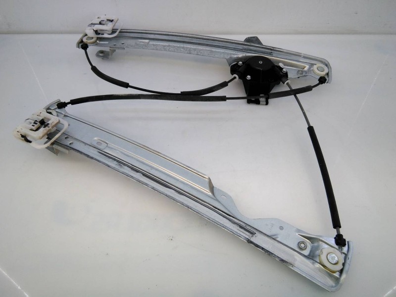 Recambio de elevalunas delantero izquierdo para ford kuga (cbs) vignale referencia OEM IAM 0130822732  E2-B3-4-1