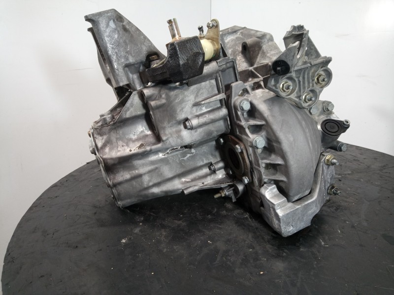 Recambio de caja cambios para peugeot 407 premium referencia OEM IAM 20MB02  M1-B2-115