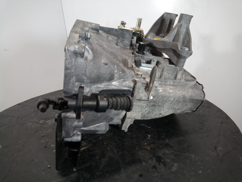 Recambio de caja cambios para peugeot 407 premium referencia OEM IAM 20MB02  M1-B2-115