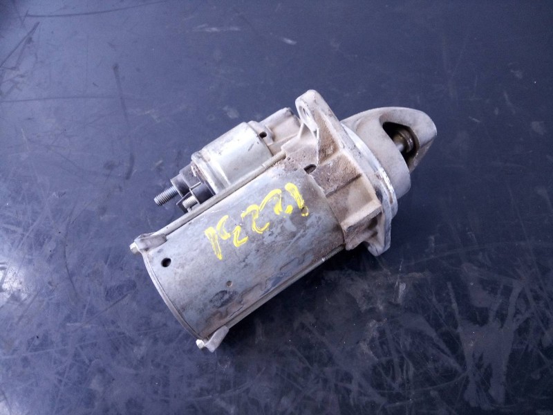 Recambio de motor arranque para ford fiesta (cb1) trend referencia OEM IAM 8V2111000BE 30659513 P3-B8-7-2