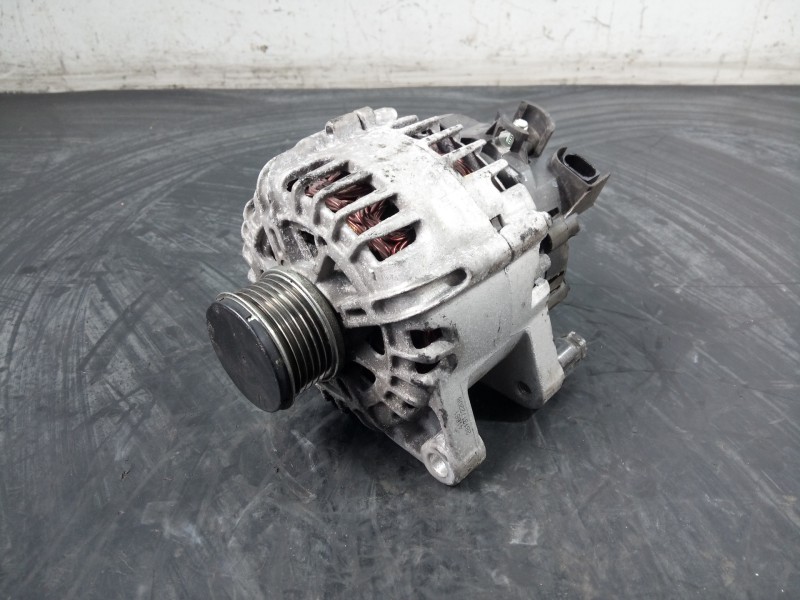 Recambio de alternador para ford transit courier trend referencia OEM IAM TG12C145OR  P3-B5-18-3
