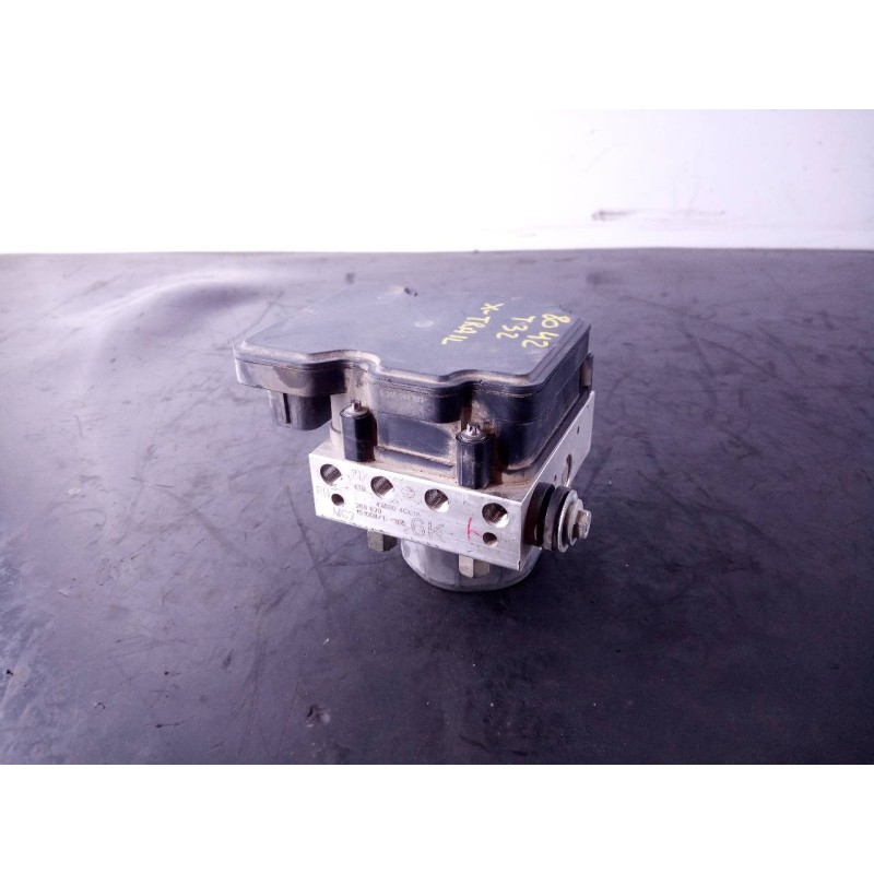 Recambio de abs para nissan x-trail (t32) 360 referencia OEM IAM 476604CC1A  P3-A8-24-2