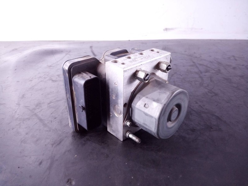 Recambio de abs para nissan x-trail (t32) 360 referencia OEM IAM 476604CC1A  P3-A8-24-2