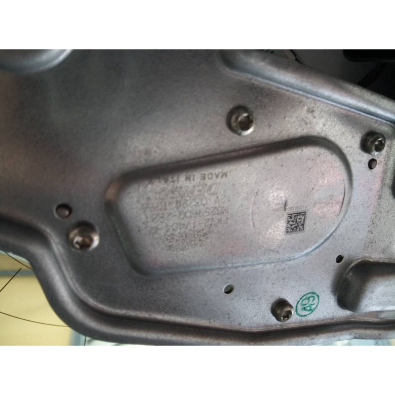 Recambio de motor limpia trasero para land rover discovery sport se referencia OEM IAM MS2596002881  