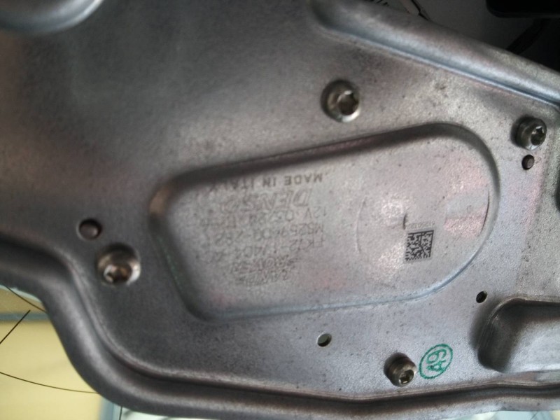 Recambio de motor limpia trasero para land rover discovery sport se referencia OEM IAM MS2596002881  