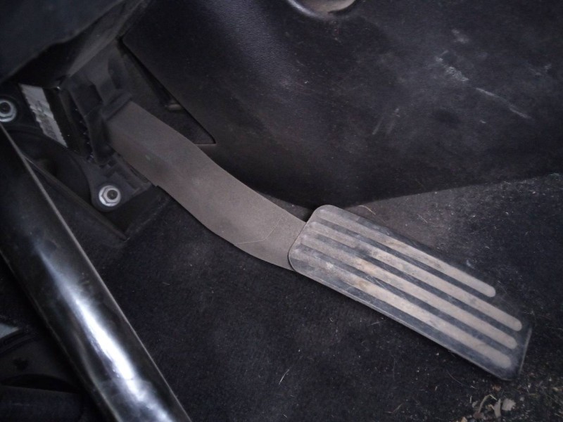 Recambio de pedal acelerador para land rover discovery sport se referencia OEM IAM FK729F836AB  