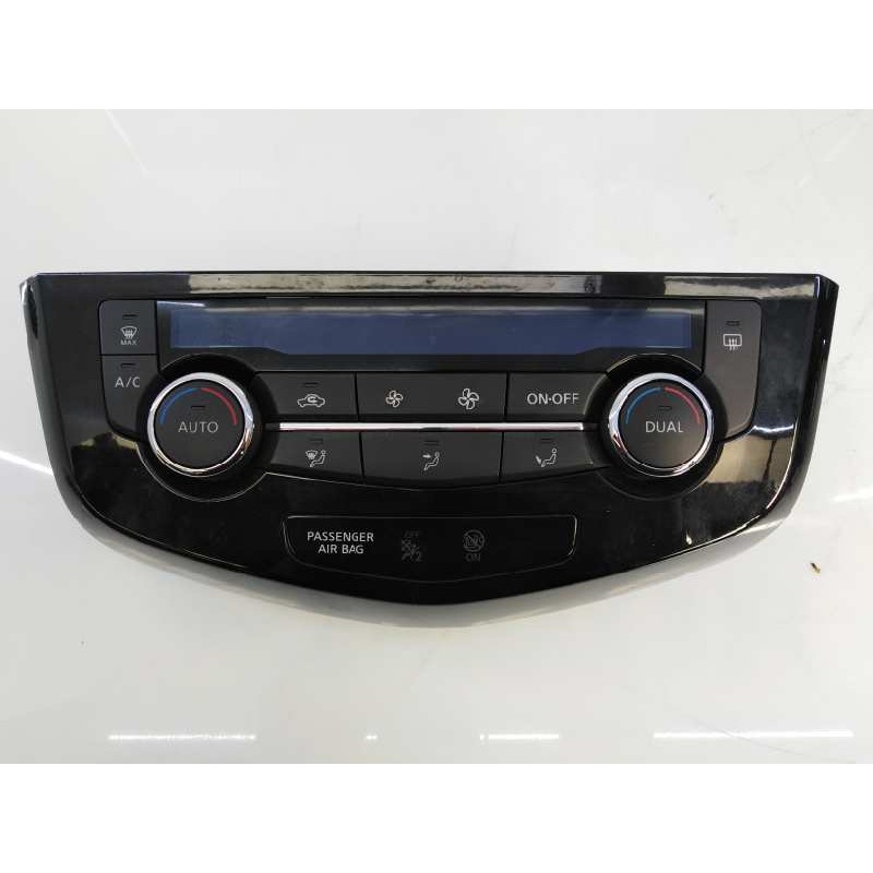 Recambio de mando climatizador para nissan x-trail (t32) 360 referencia OEM IAM 2411X887035P  E3-B4-28-3