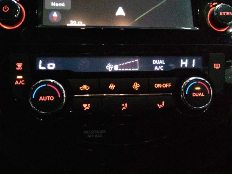 Recambio de mando climatizador para nissan x-trail (t32) 360 referencia OEM IAM 2411X887035P  E3-B4-28-3