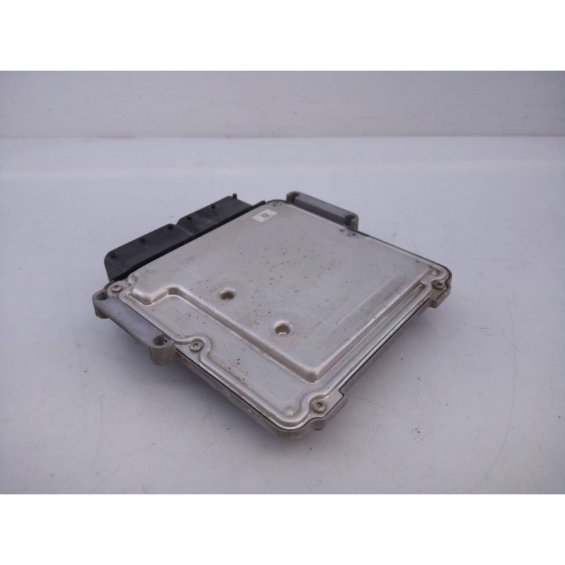 Recambio de centralita motor uce para opel combo d 1.6 16v cdti referencia OEM IAM 55283323 0281033461 E3-A5-25-4