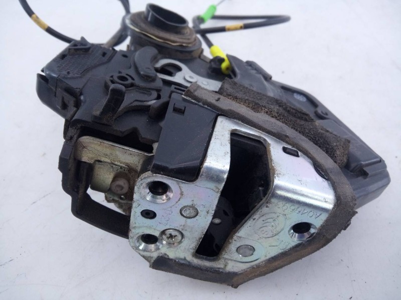 Recambio de cerradura puerta trasera derecha para toyota land cruiser (j12) 3.0 d-4d gx referencia OEM IAM 1461108204  E2-B4-55-